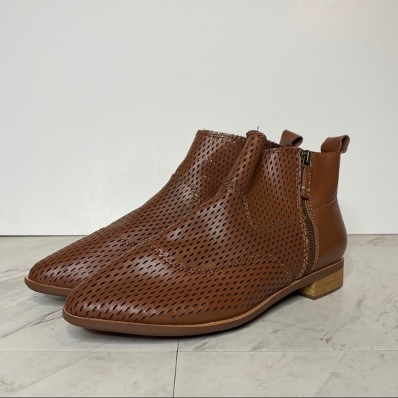 New! Kelsi Dagger Alaska Brown Leather Bootie 10 - Picture 14 of 14